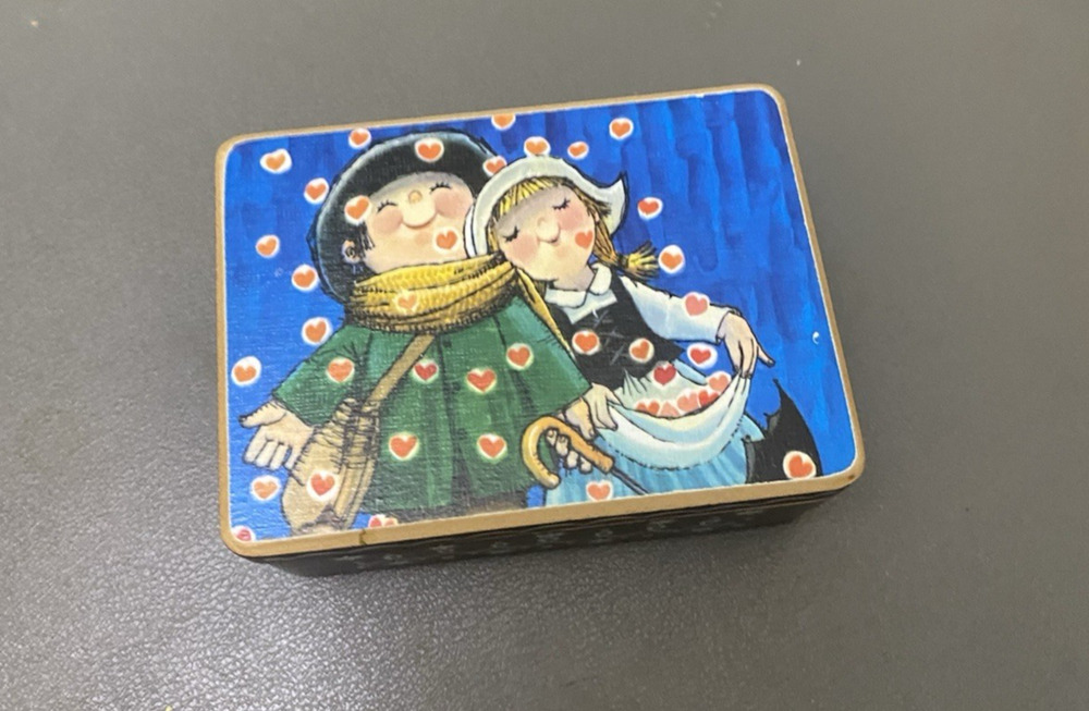 Mid Century REUGE Wooden Music Box Ferrandiz Dutch Kids 'Try to Remember'